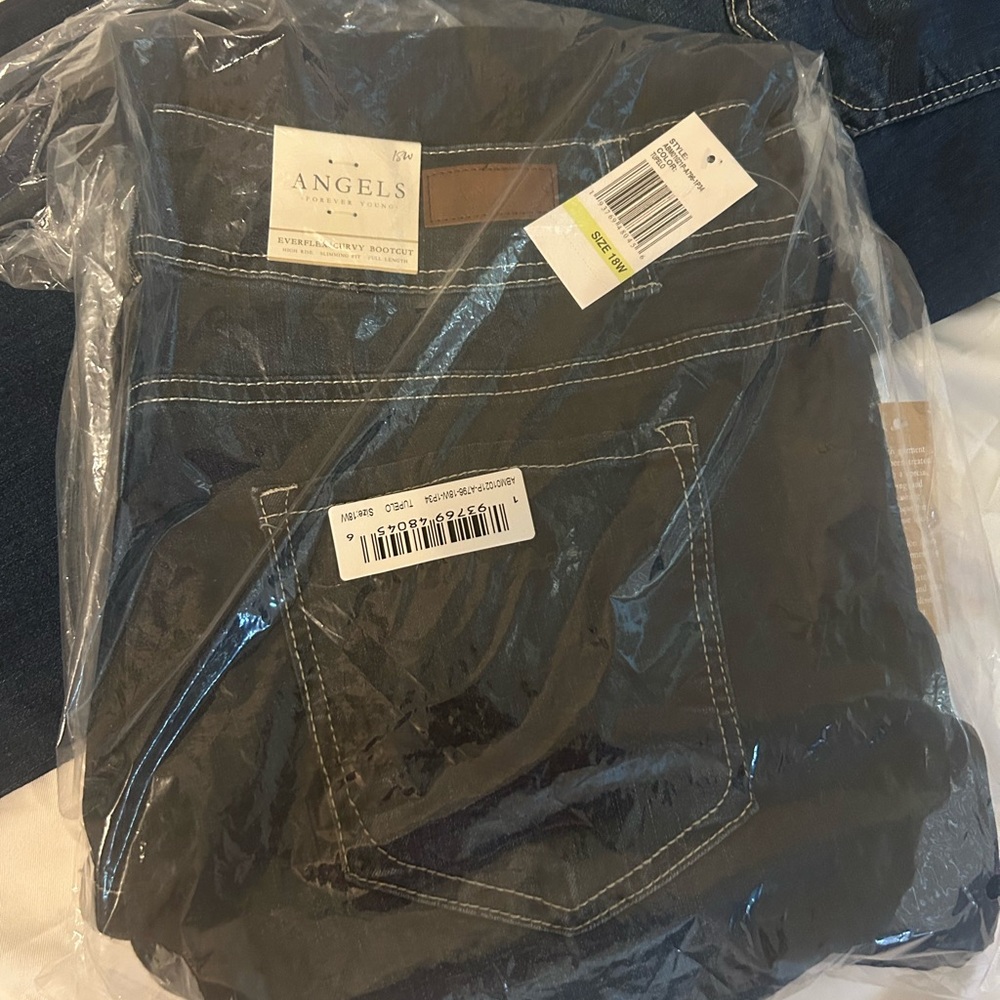 Angels Forever curvy bootcut Women's Dark Blue Jeans sz 18w NWT (bundle of #2) - Picture 8 of 9